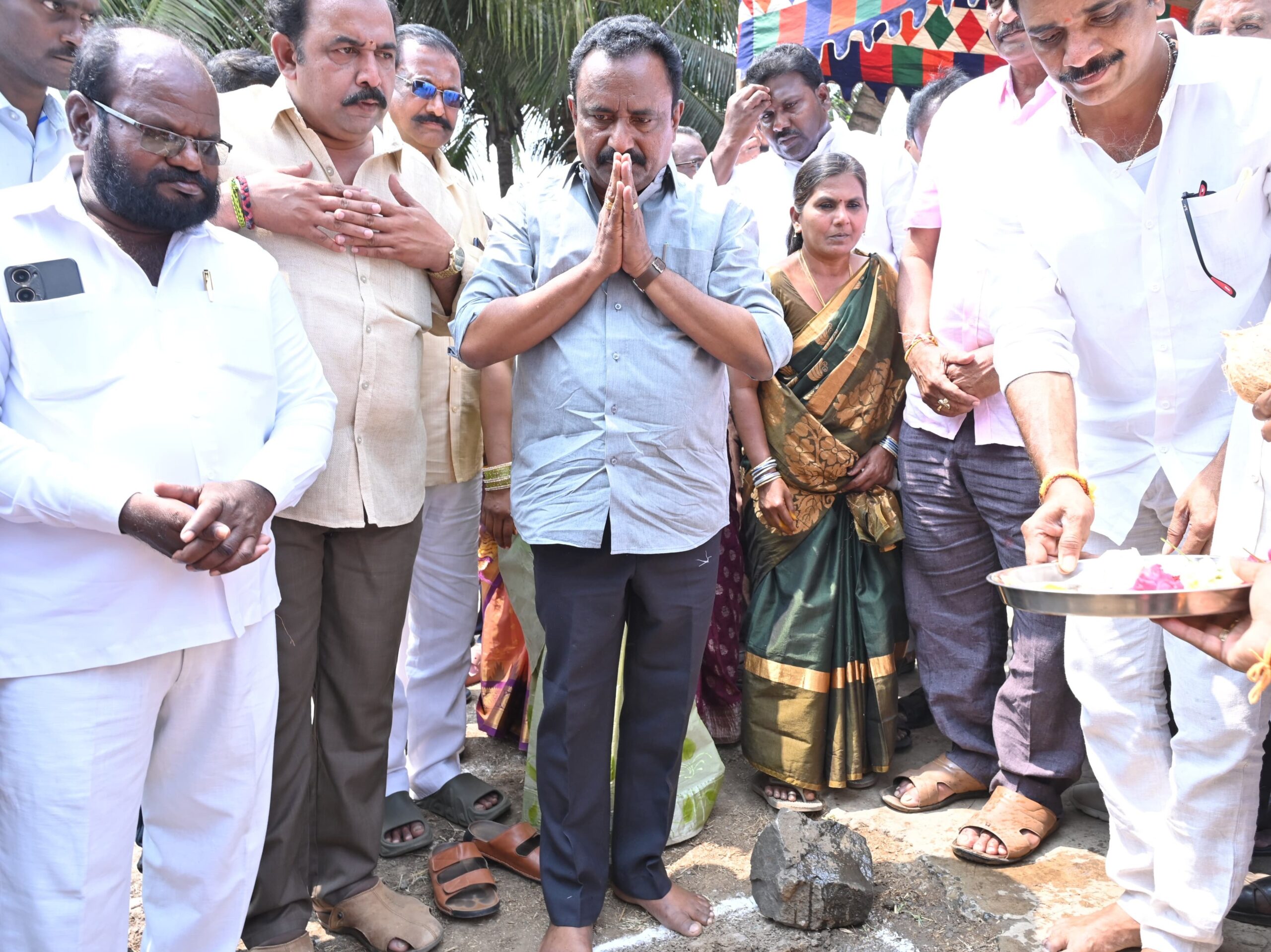 ‘రూ. 8.82 కోట్లతో బీటీ రోడ్డు పనులు’