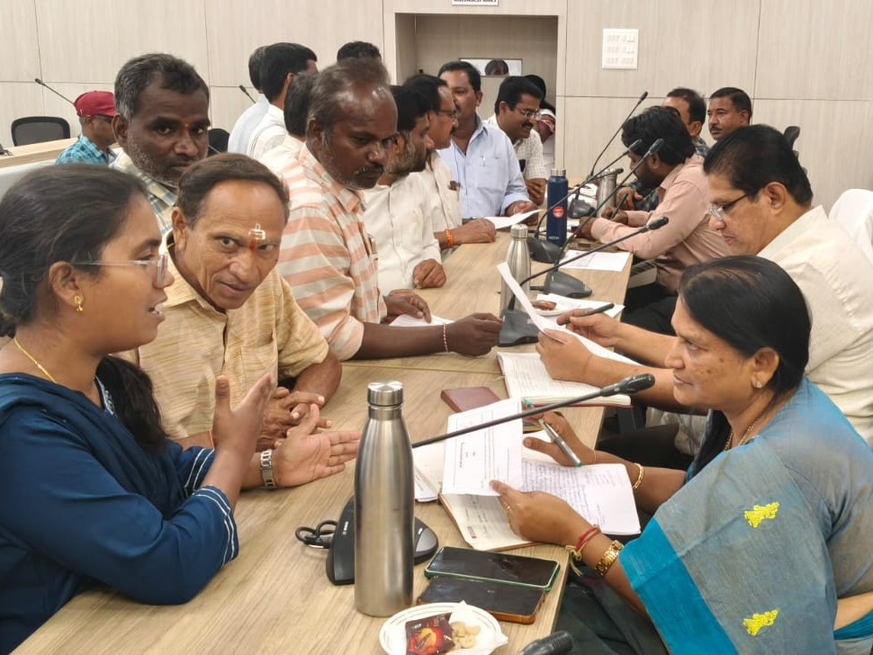 GWMC కార్యాలయంలో ప్రజావాణి కార్యక్రమం