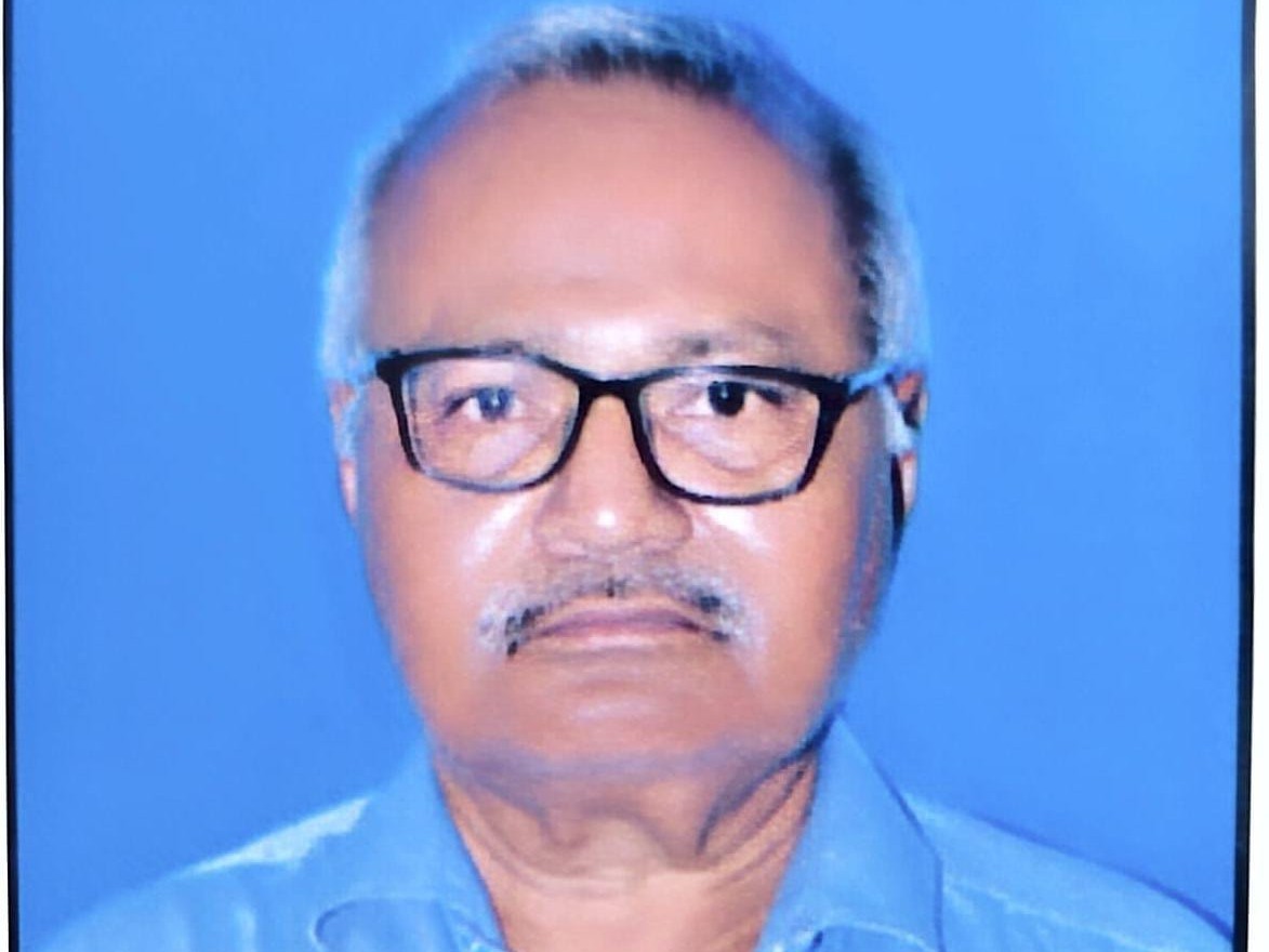 రోడ్డు ప్రమాదంలో మాజీ సర్పంచ్ మృతి