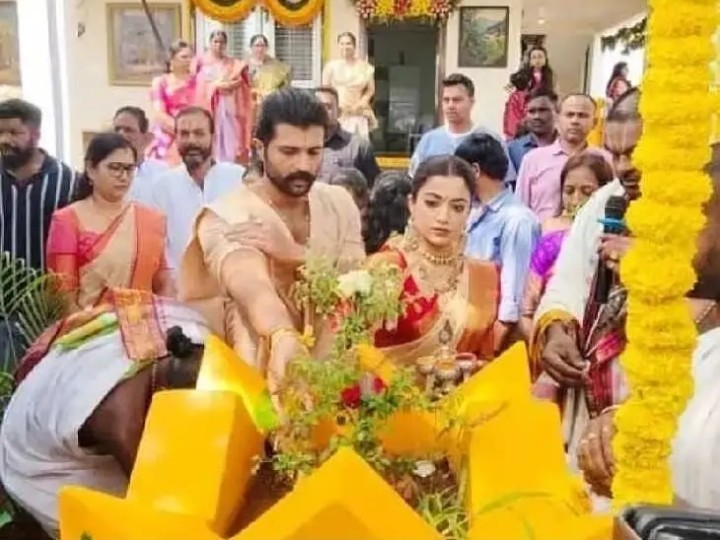 సత్యనారాయణ స్వామి వ్రతం చేసిన హీరో దంపతులు