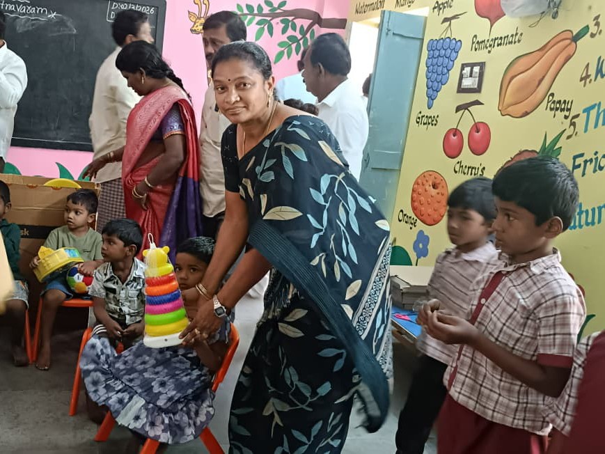 రత్నవరం ప్రభుత్వ పాఠశాలలో ‘ప్రీ-ప్రైమరీ’ ప్రారంభం