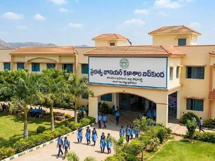 ఇంటర్ పరీక్షలకు 8 మంది గైర్హాజరు