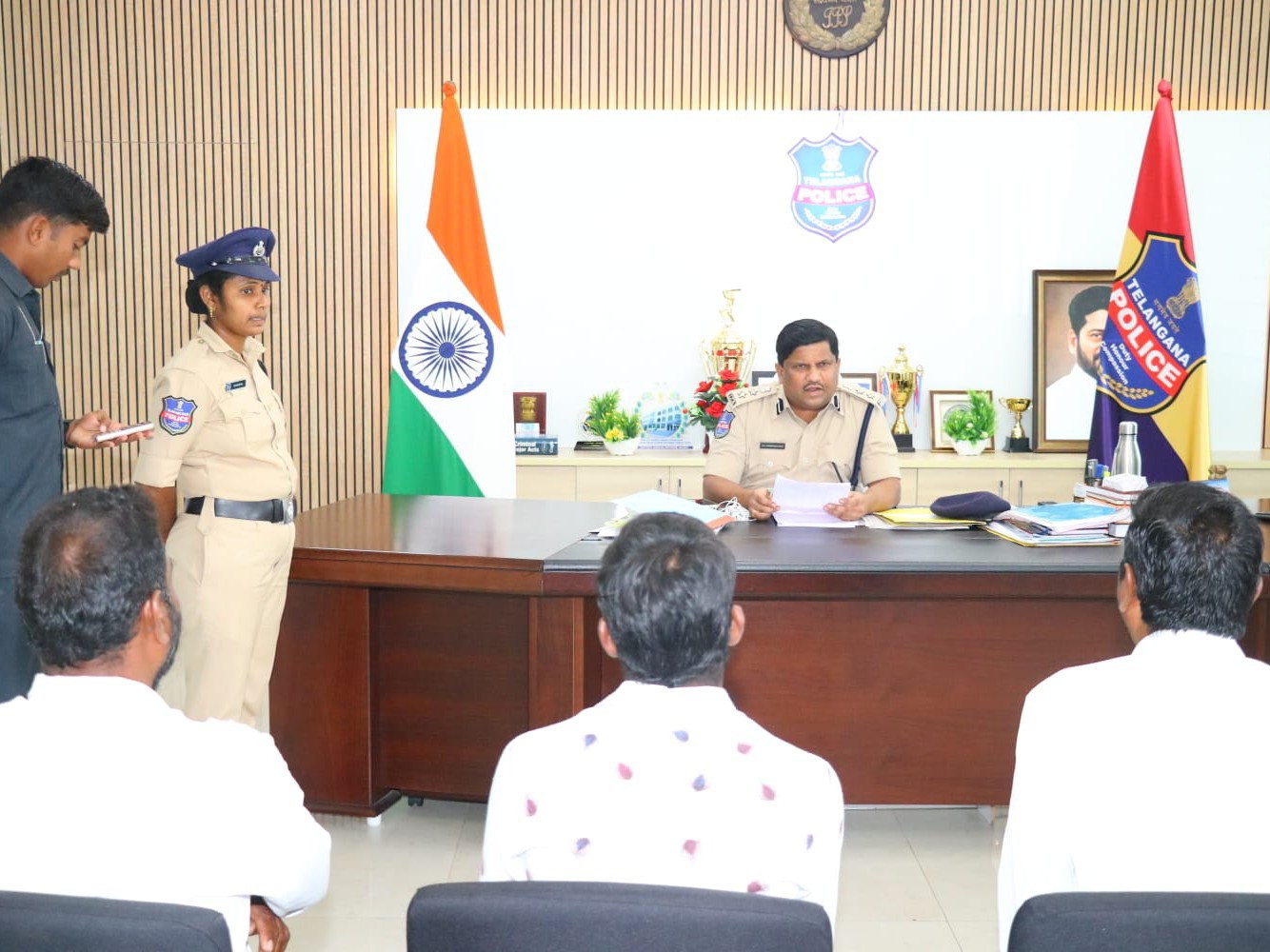 ప్రజా సమస్యల పరిష్కారానికి కృషి