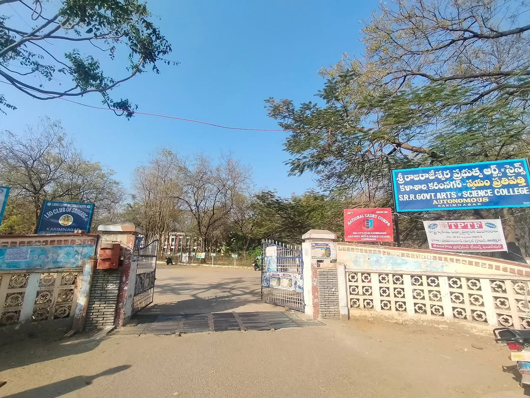 జర్నలిజం & మాస్ కమ్యూనికేషన్ కోర్సులో ప్రవేశాలు