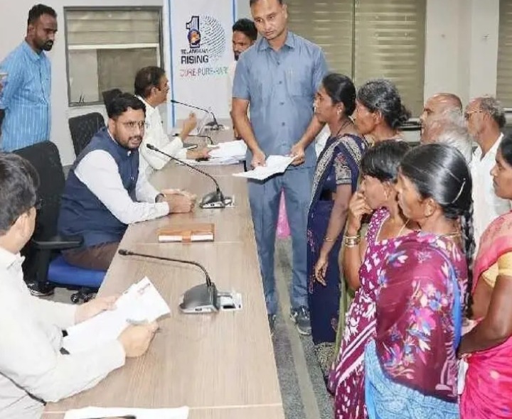 ప్రజావాణి ఫిర్యాదులు సత్వరమే పరిష్కరించాలి: కలెక్టర్