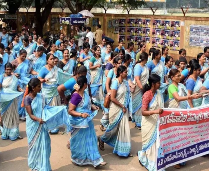 సీఎం చంద్రబాబుకు అంగన్‌వాడీల అల్టిమేట్