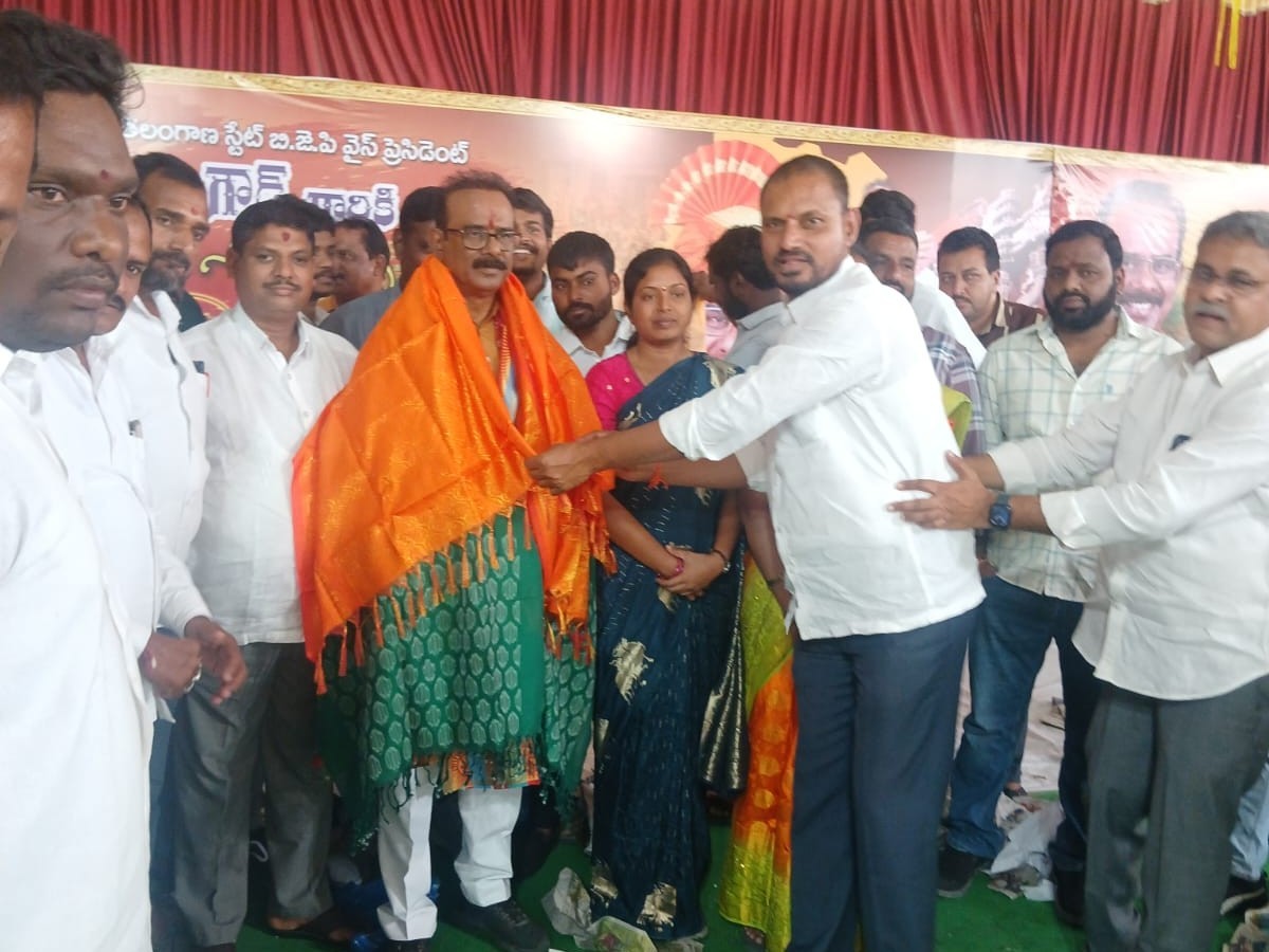 ఘనంగా బూర నర్సయ్య గౌడ్ జన్మదిన వేడుకలు