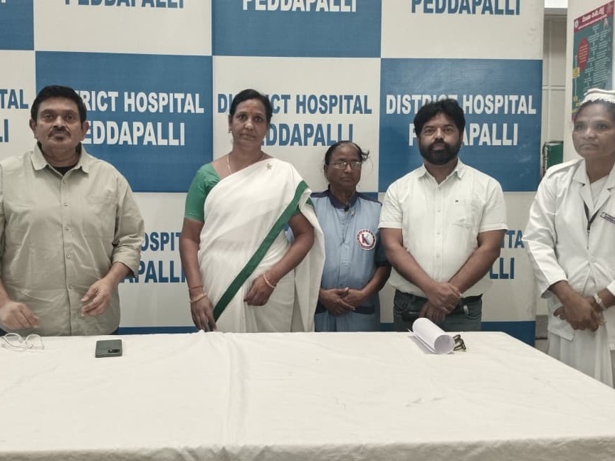 వైద్య సిబ్బందికి స్టార్ పెర్ఫార్మర్ అవార్డు