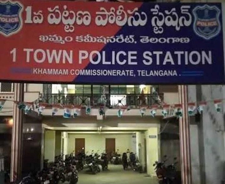 లాఠీచార్జ్ ఆరోపణలను ఖండించిన సీఐ