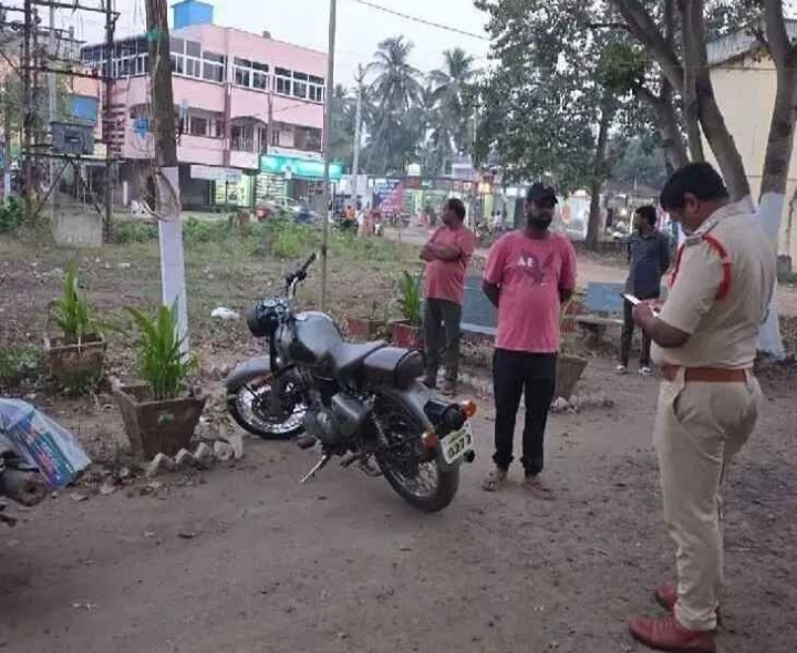 మద్యం సేవించి వాహనాలు నడిపితే కఠిన చర్యలు: సీఐ