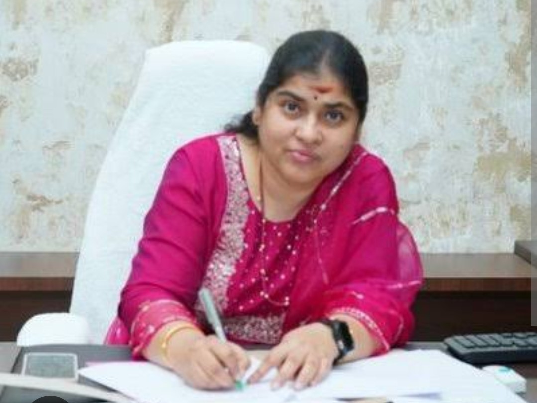 ప్రజలకు హోలీ శుభాకాంక్షలు తెలిపిన కలెక్టర్