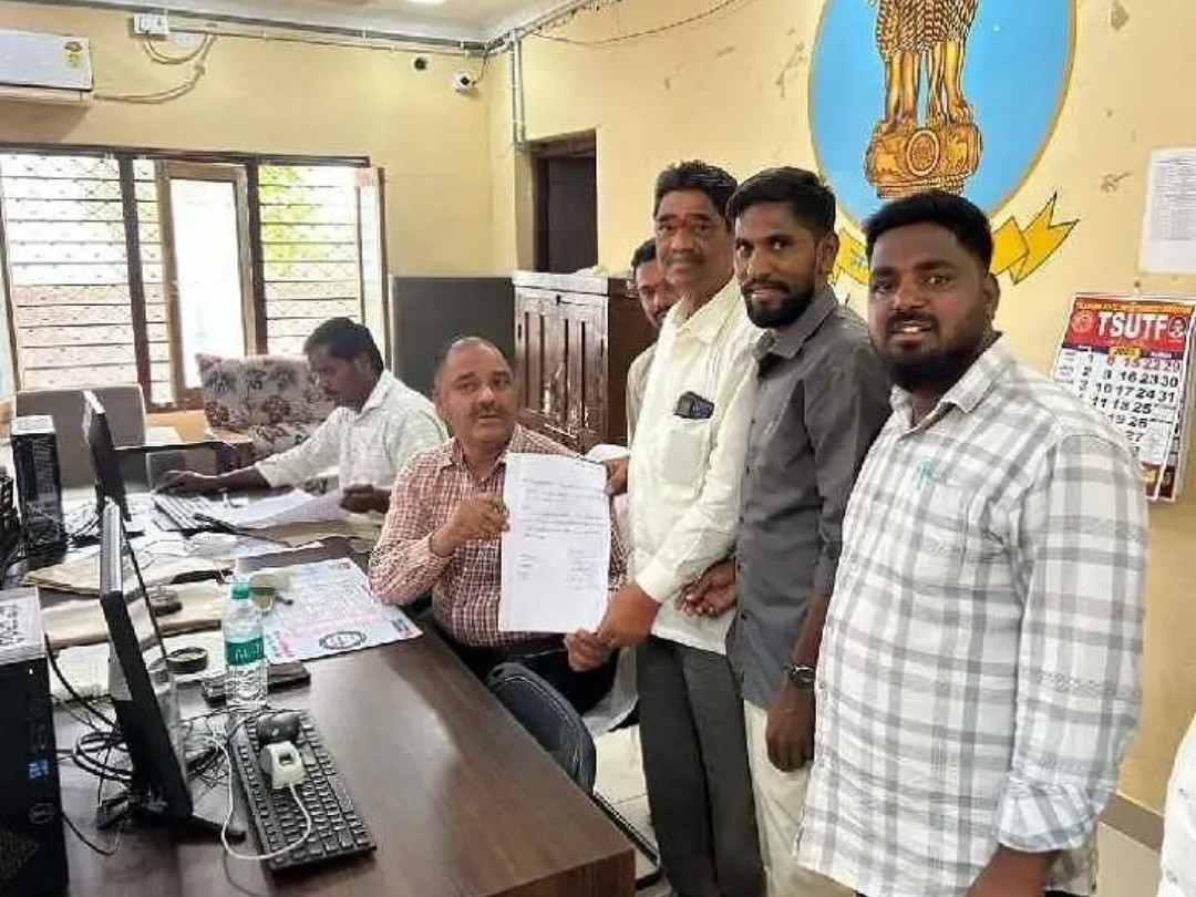 భూ బాధితులకు నష్టపరిహారం చెల్లించాలని వినతి