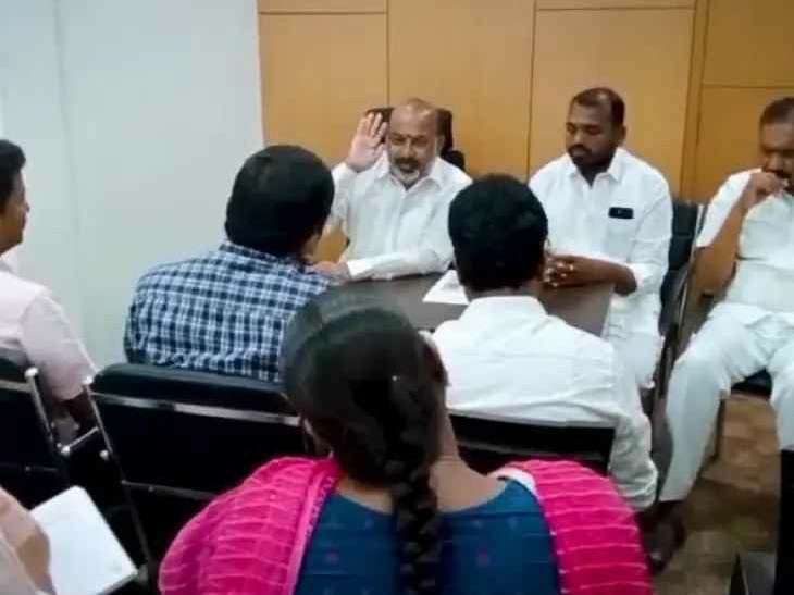 అవినీతికి స్వస్తి పలకాల్సిందే: కేంద్ర మంత్రి