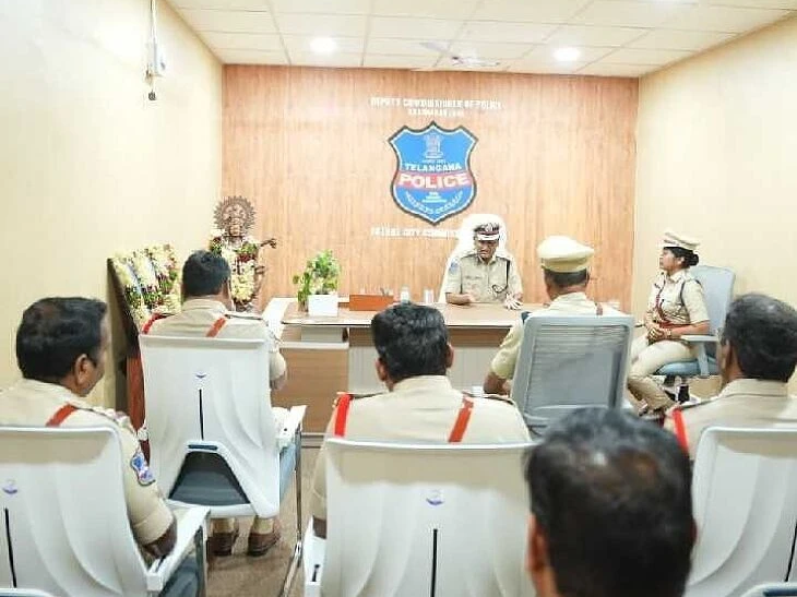 షాద్‌నగర్ డీసీపీ కార్యాలయంలో సీపీ తనిఖీ