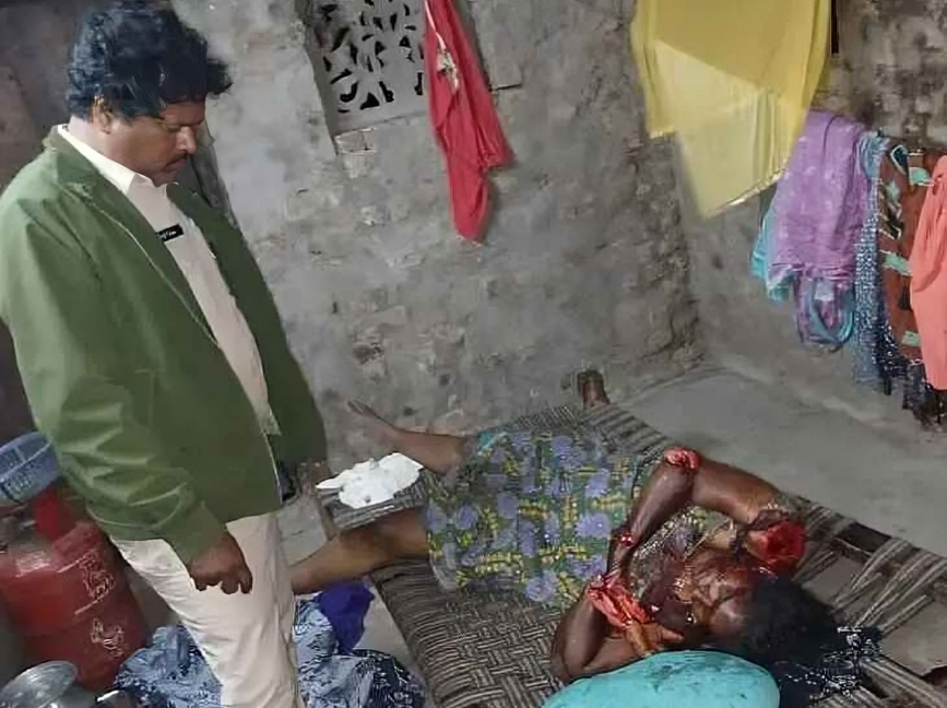 భార్య, అత్తను నరికి చంపిన భర్త (UPDATE)