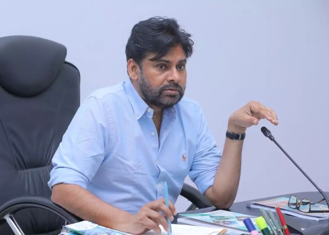 జంతు ప్రేమికులకు పవన్ శుభాకాంక్షలు