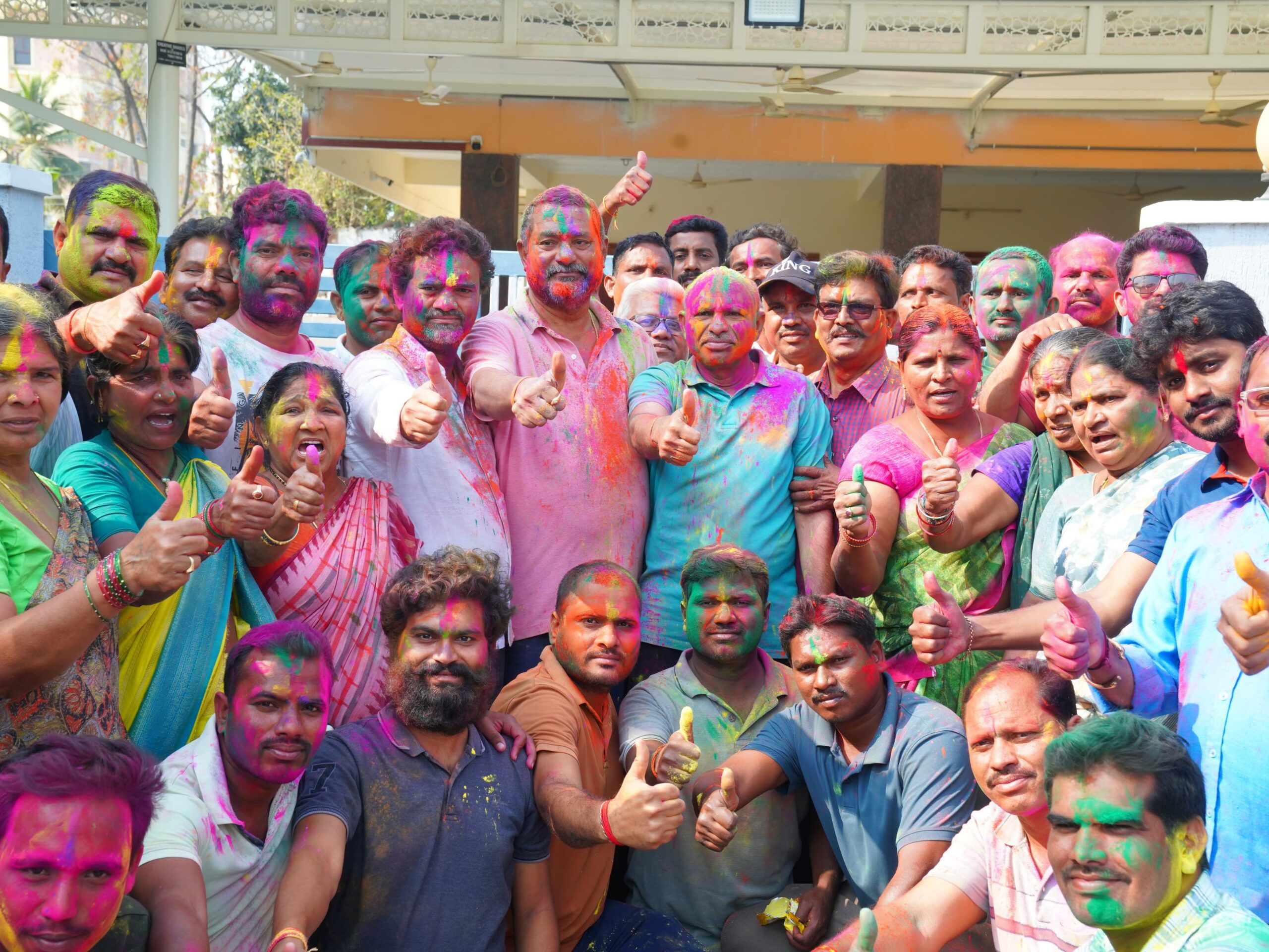 శ్రేణుల్లో జోష్ నింపిన హోలీ సంబరాలు