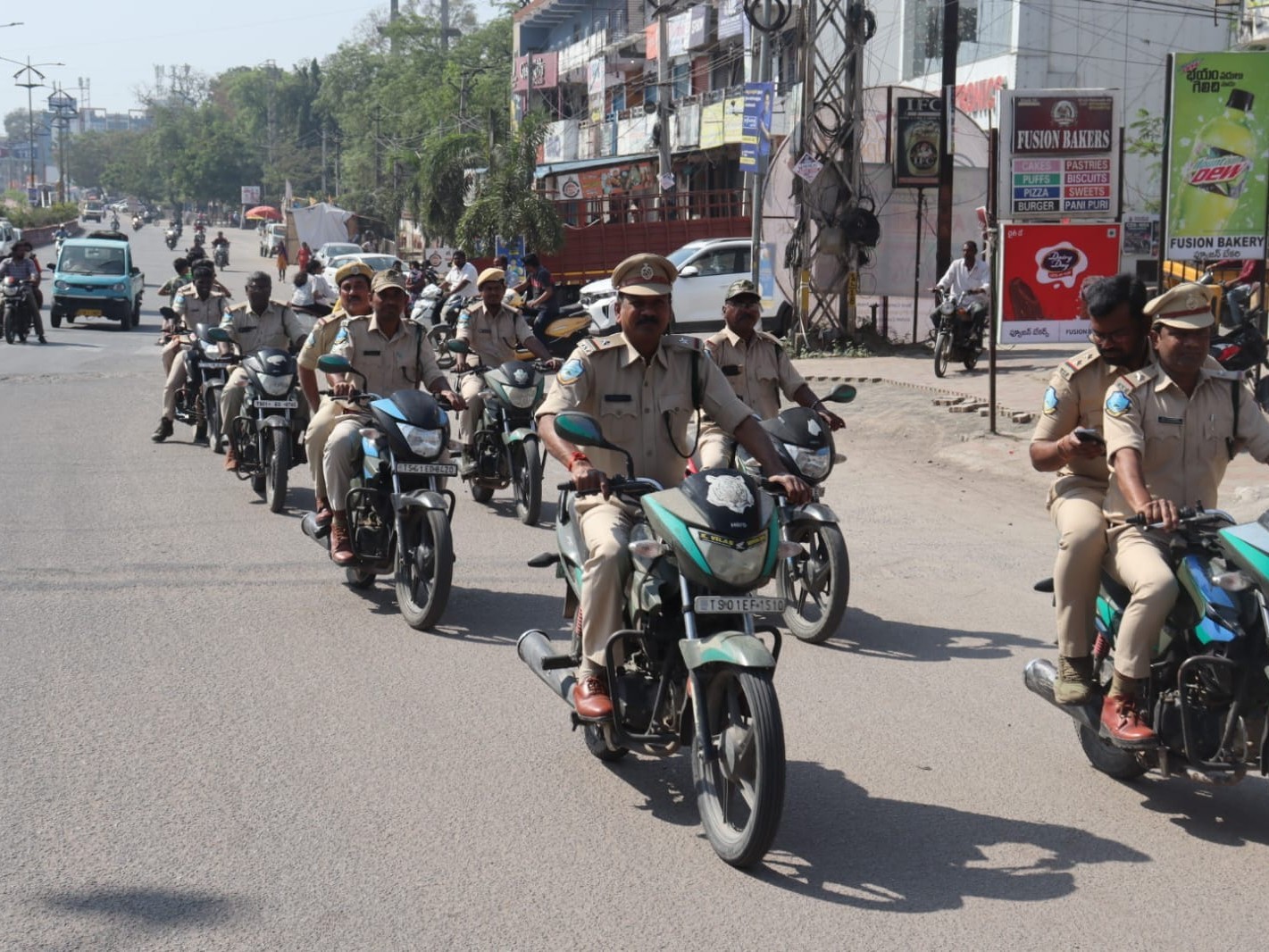 అటవీశాఖ ఆధ్వర్యంలో బైక్ ర్యాలీ