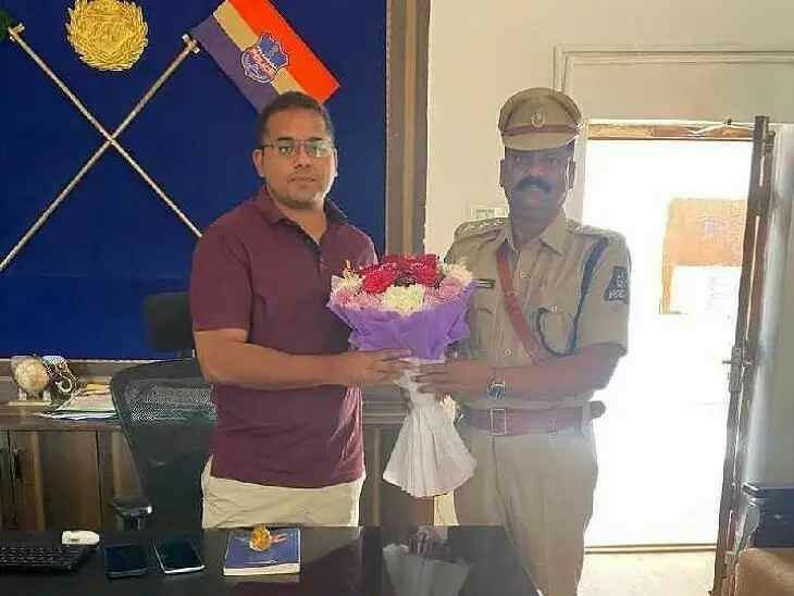 ఎస్పీని కలిసిన వేములవాడ డీఎస్పీ