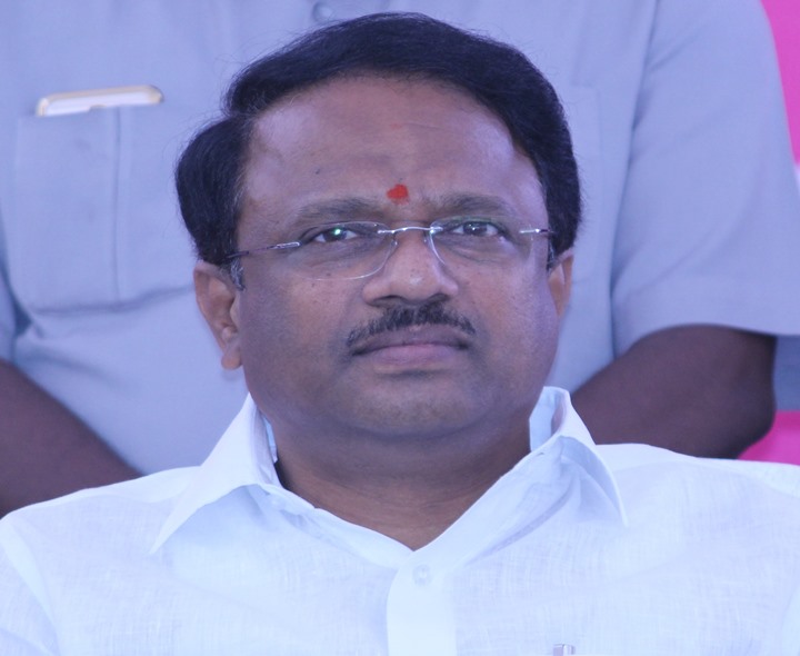 శవాన్ని తిన్న కుక్కలు.. BRS మండిపాటు