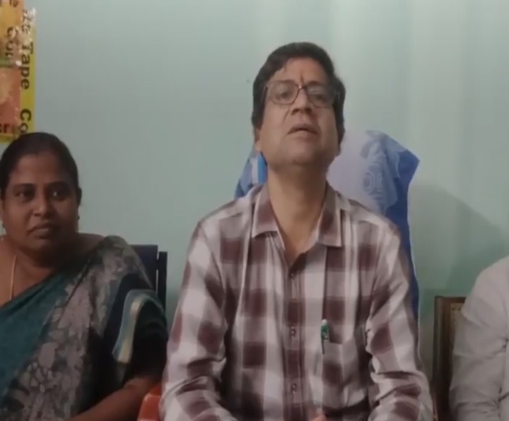 ‘ఈ నెల 15 నాటికి 100% పన్నులు వసూలే లక్ష్యం’