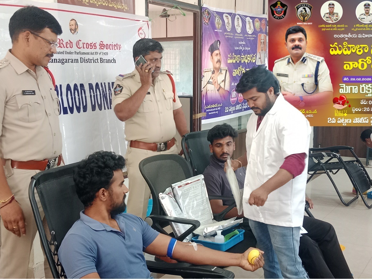 ’63 యూనిట్ల రక్తం సేకరణ’