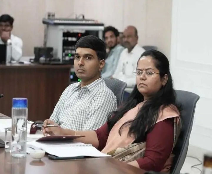 సీఎం సమావేశంలో పాల్గొన్న కలెక్టర్