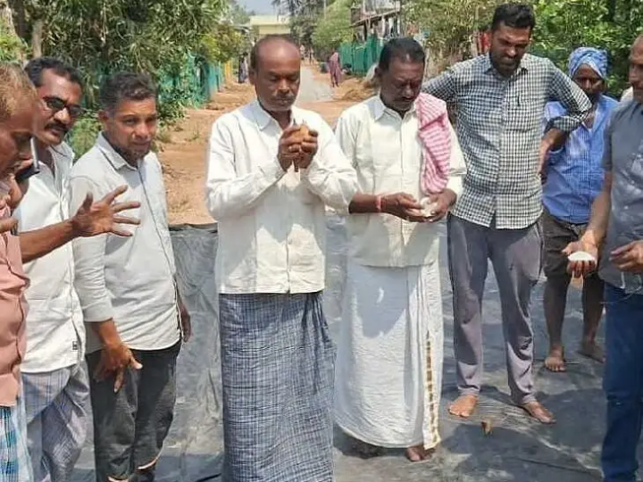 సీసీ రోడ్డు నిర్మాణ పనులను ప్రారంభించిన సర్పంచ్
