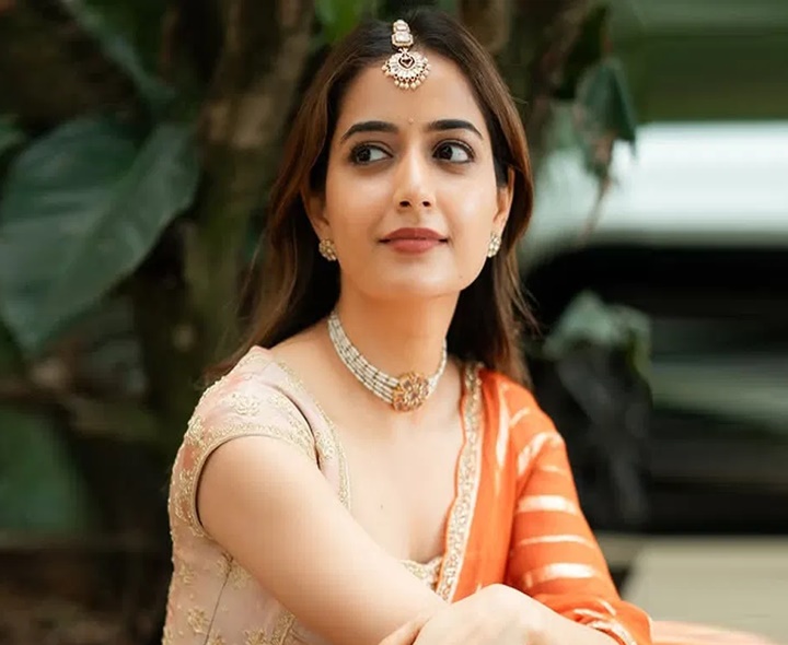 మా శరీరంపై కాదు.. మీ పనిపై ఫోకస్ పెట్టండి: నటి