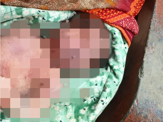 వైద్యుల నిర్లక్ష్యంతో శిశువు మృతి