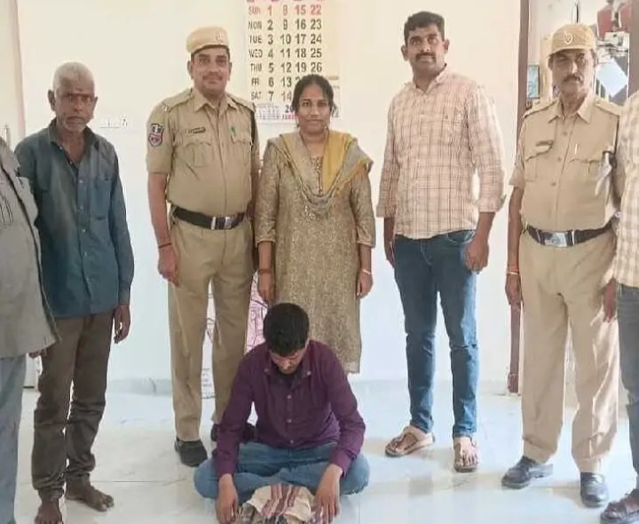 ఇంట్లో గంజాయి విక్రయం.. వ్యక్తి అరెస్ట్