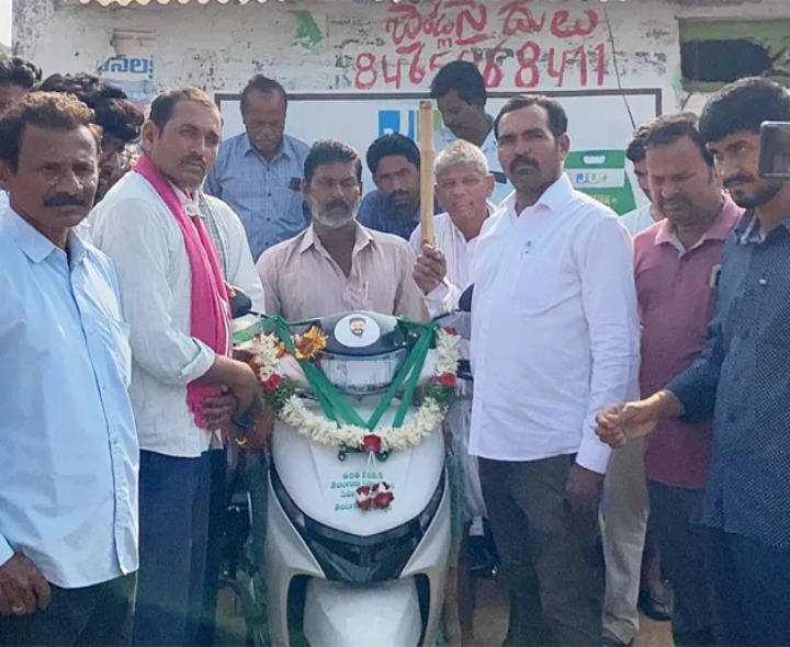 ‘వికలాంగుల జీవితాలలో వెలుగులు నింపడం BRS పార్టీ లక్ష్యం’