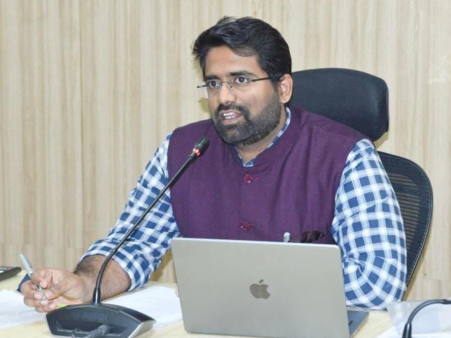 అర్హుల ఎంపిక వాయిదా: జాయింట్ కలెక్టర్