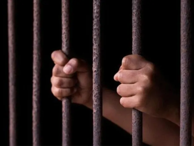 హత్యాయత్నం కేసు.. నిందితుడికి జైలు శిక్ష