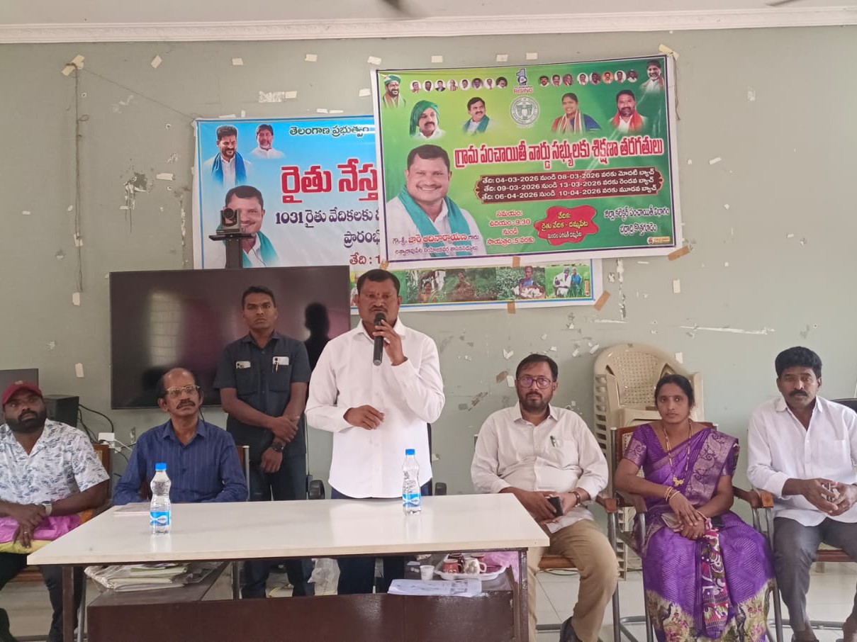 పారదర్శకంగా నిబద్ధతతో పనిచేయాలి: ఎమ్మెల్యే