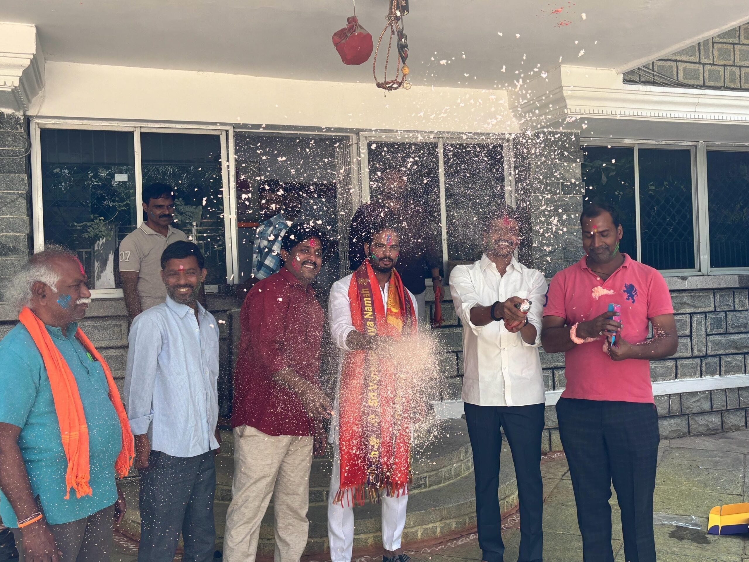 హోలీ వేడుకలో పాల్గొన్న నియోజకవర్గం బీజేపీ ఇంఛార్జ్