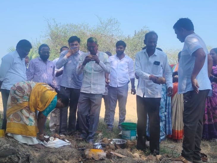 CC రోడ్లు నిర్మాణ పనుల ప్రారంభం