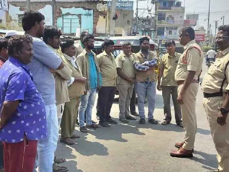 ఆటో డ్రైవర్లు నిబంధనలు అతిక్రమిస్తే చర్యలు: SI