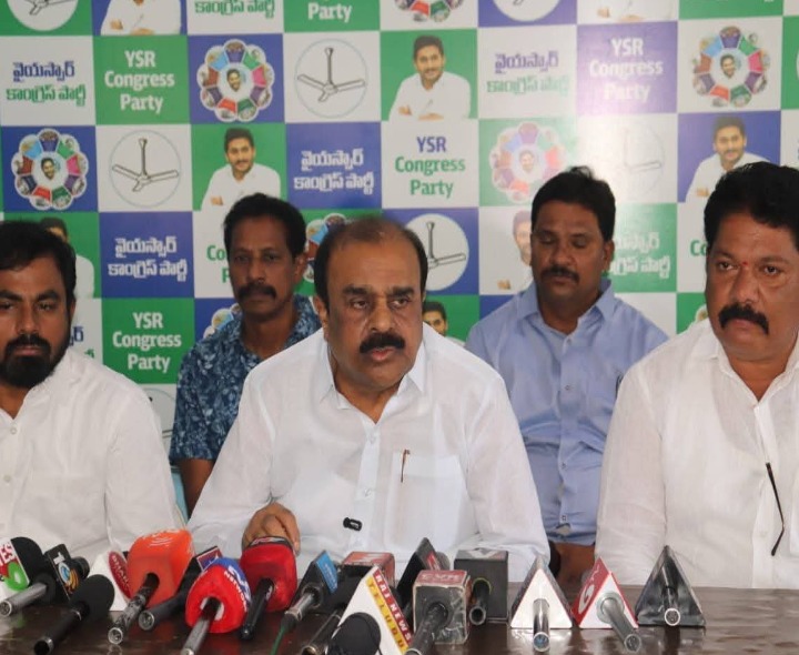 కూటమి ప్రభుత్వం రియల్ ఎస్టేట్ కంపెనీ: అనంత