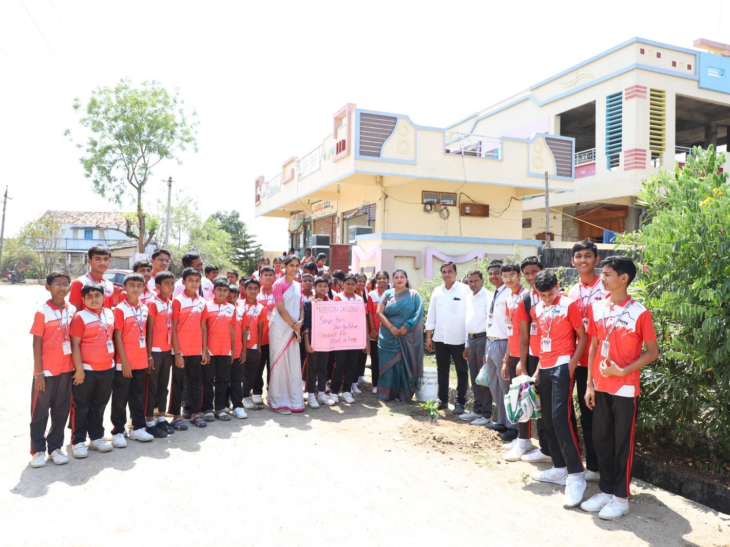 దేశానికి పట్టుకొమ్మలు గ్రామాలే