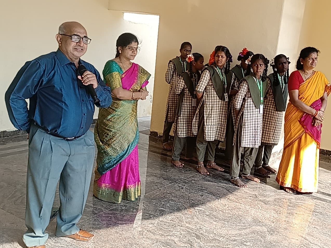 కొత్తపల్లి మిట్ట జడ్పీ పాఠశాల తనిఖీ