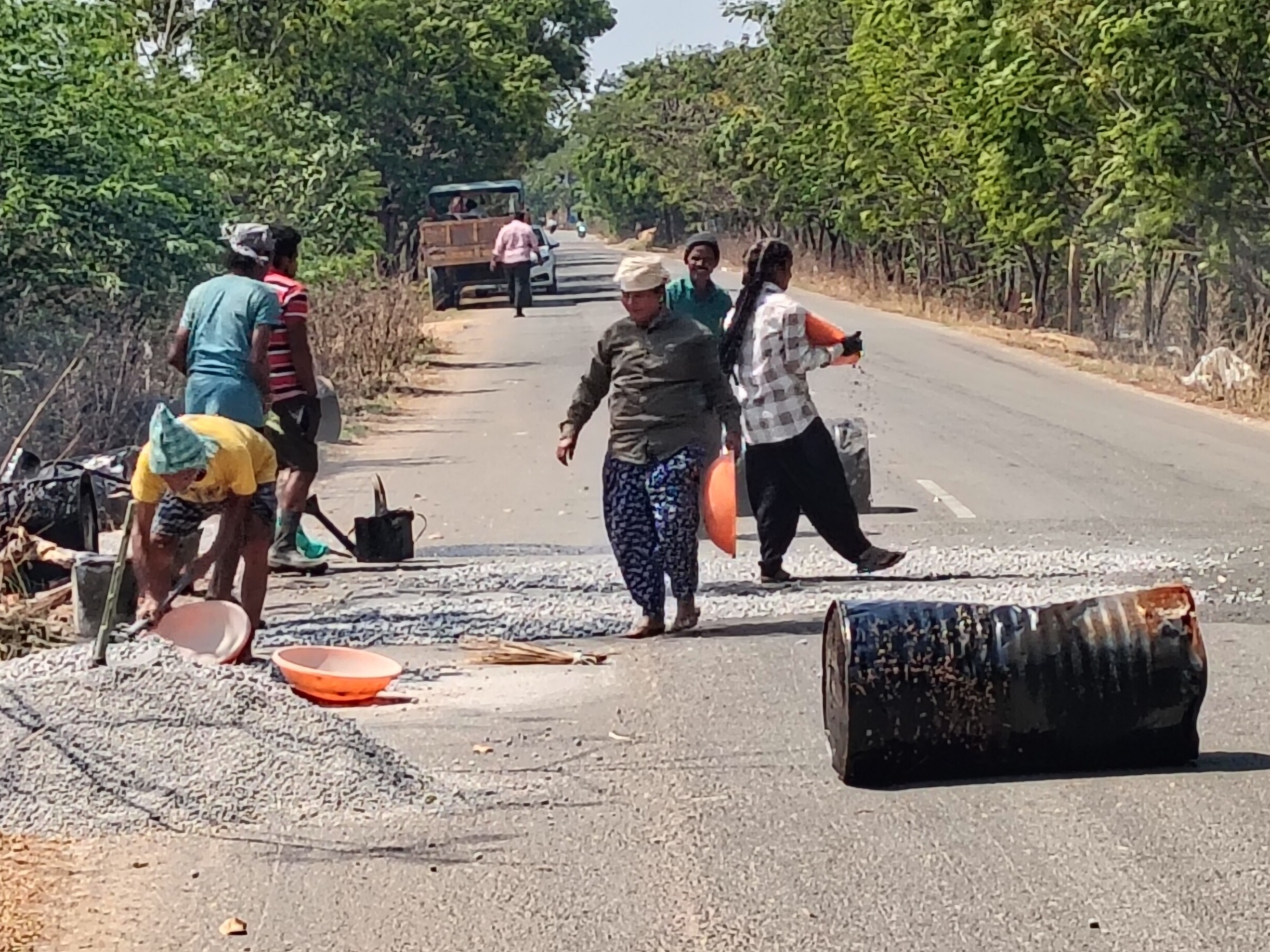 ప్రధాన రహదారికి మరమ్మతులు