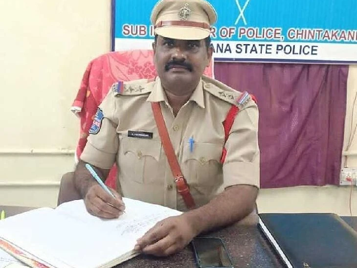 ట్రాక్టర్ యజమానిపై కేసు నమోదు: ఎస్సై