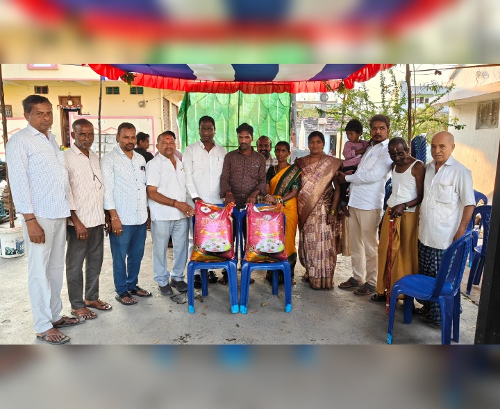 ప్రతి కుటుంబానికి అండగా ఉంటా: కొండ నరేష్