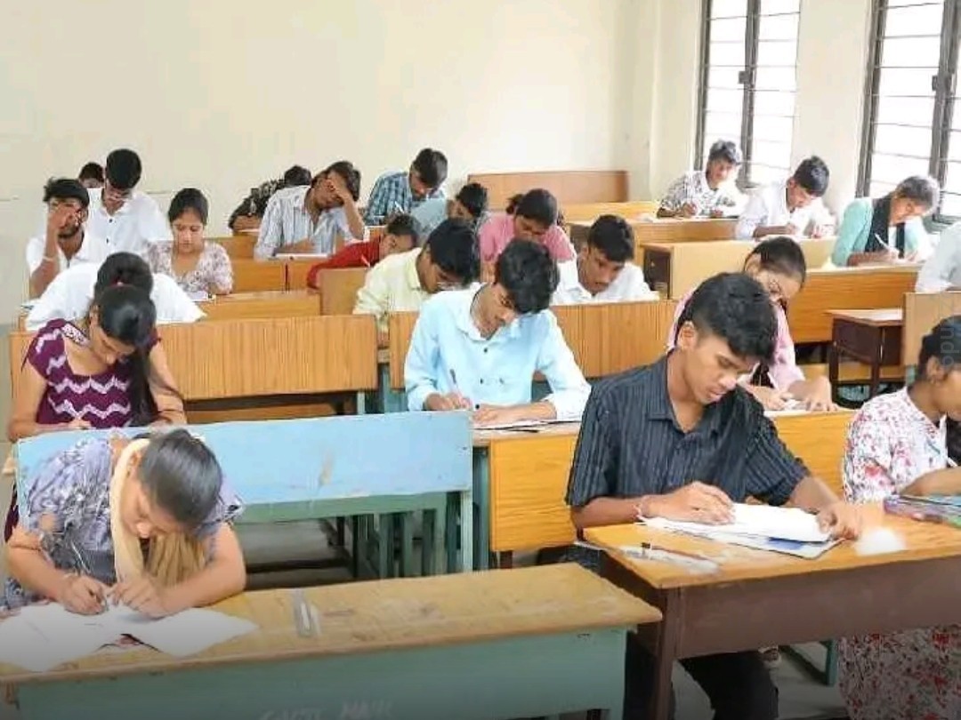 ఇంటర్ సెకండ్ ఇయర్ ఎగ్జామ్స్‌కు 98% హాజరు