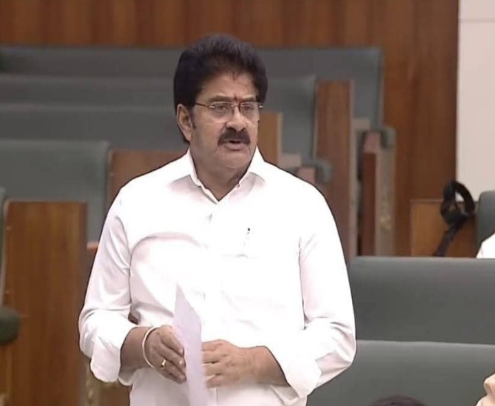 అన్నదాతల సమస్యలపై దృష్టి సారించాలి: ఎమ్మెల్యే