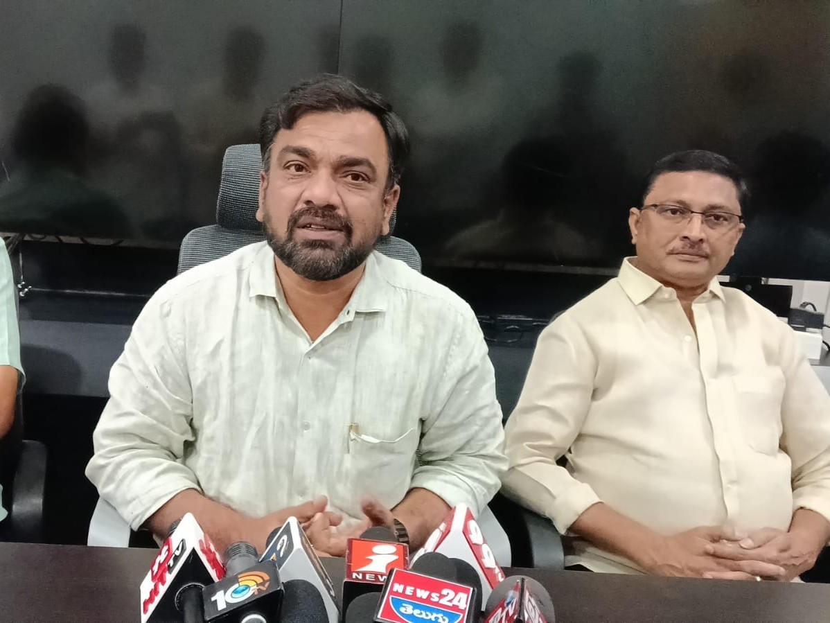 సమన్వయంతో జాతరను విజయవంతం చేద్దాం: ఆలీమ్ భాష