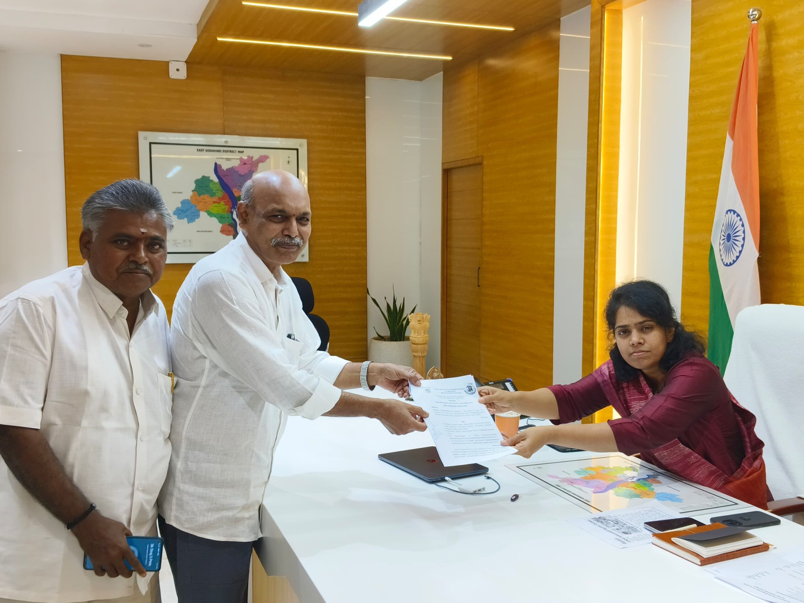 ఎన్నికలు పారదర్శకంగా నిర్వహించాలని వినతి