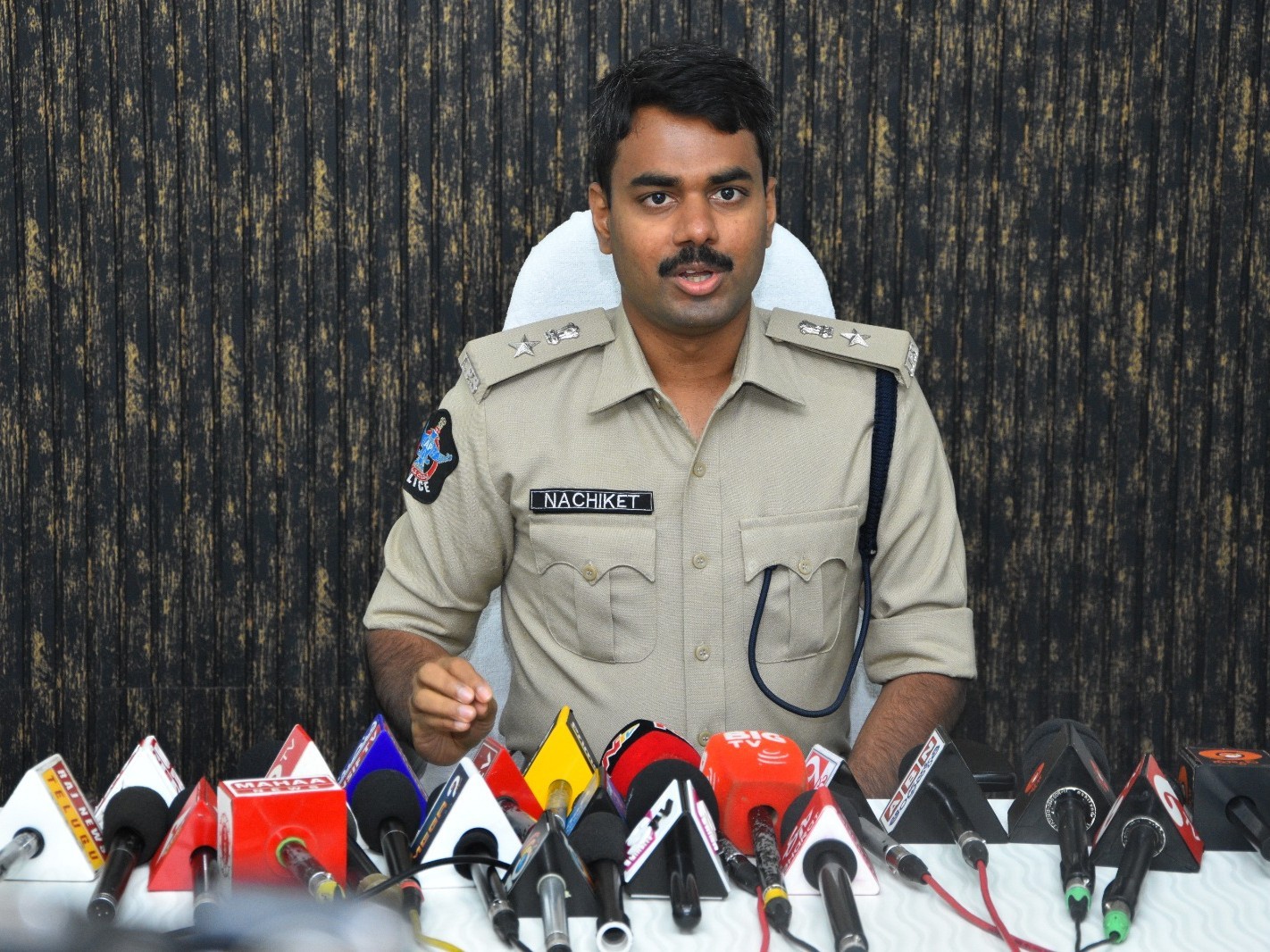 చైన్ స్నాచింగ్ కేసులపై ఎస్పీ ప్రత్యేక దృష్టి