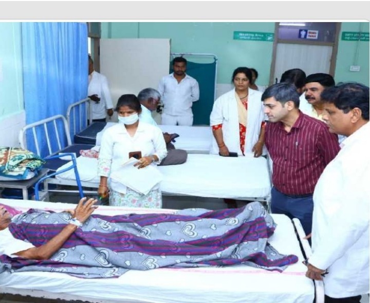 ప్రభుత్వ ఆసుపత్రిలో కలెక్టర్ ఆకస్మిక తనిఖీ